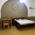 Planny - Guest House: Porta Pia